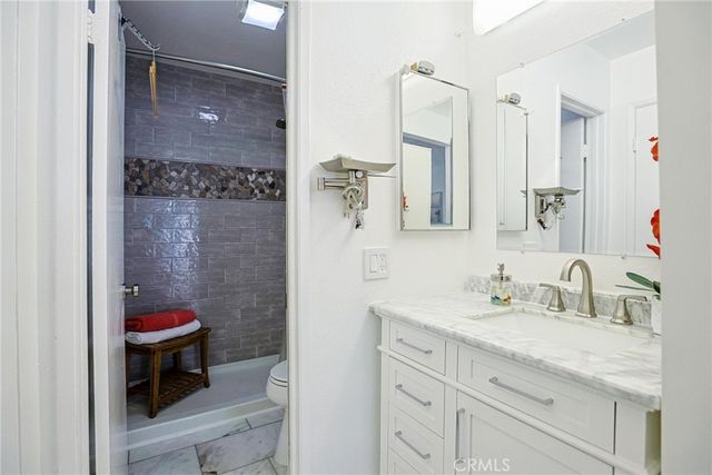 6924 Hyde Park Drive 106, San Diego, CA 92119