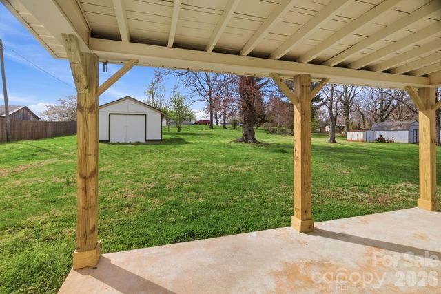 1409 Conway Drive, Granite Falls, NC 28630