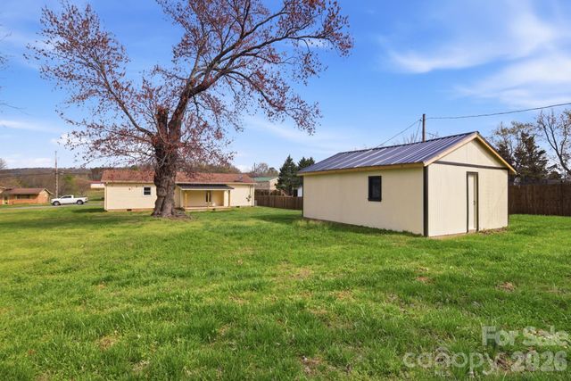 1409 Conway Drive, Granite Falls, NC 28630