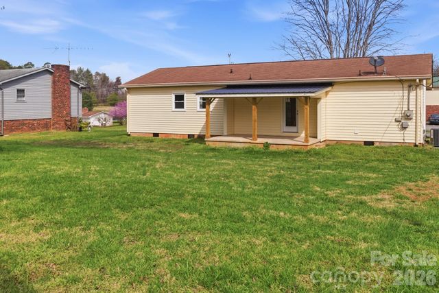 1409 Conway Drive, Granite Falls, NC 28630