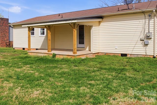 1409 Conway Drive, Granite Falls, NC 28630