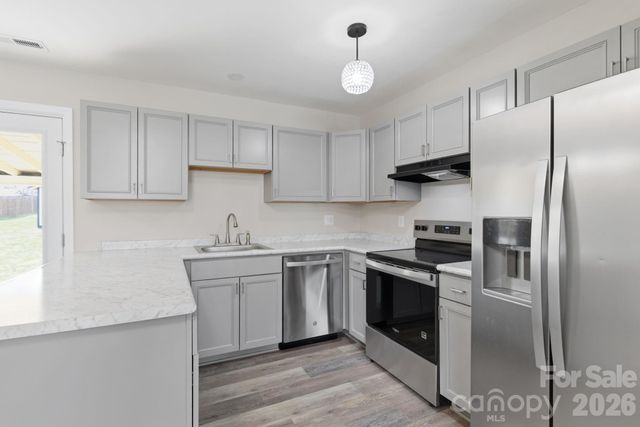 1409 Conway Drive, Granite Falls, NC 28630