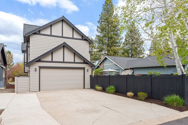 875 NW Fort Clatsop Street, Bend, OR 97703