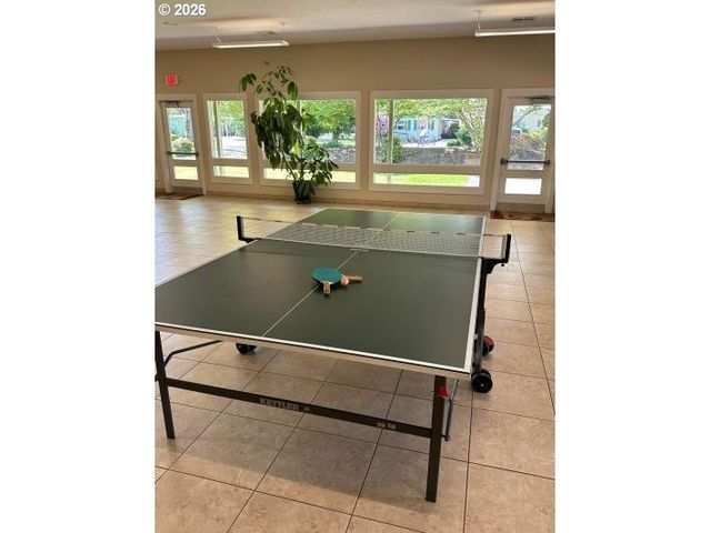 1400 Candlelight Dr 209, Eugene, OR 97402