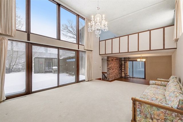 1443 Mount Mercy Drive, Grand Rapids, MI 49504