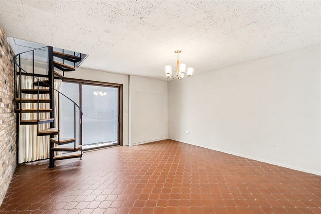 1443 Mount Mercy Drive, Grand Rapids, MI 49504