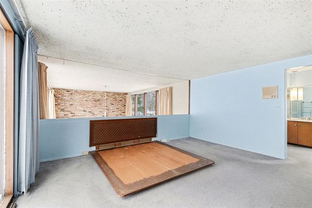 1443 Mount Mercy Drive, Grand Rapids, MI 49504