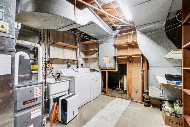 1443 Mount Mercy Drive, Grand Rapids, MI 49504