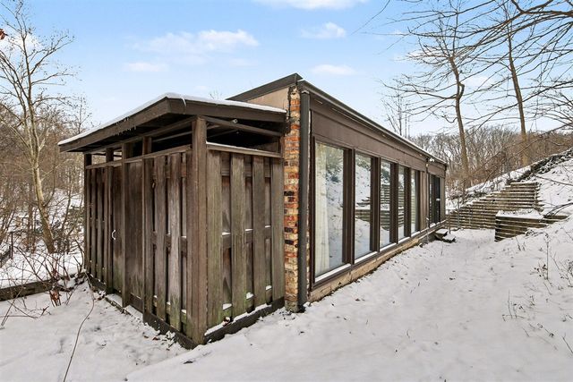 1443 Mount Mercy Drive, Grand Rapids, MI 49504