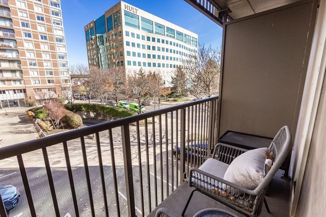 8-12 Museum Way 312, Cambridge, MA 02141