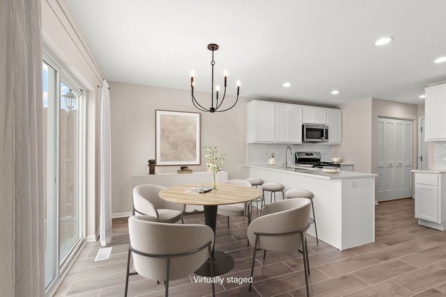 1440 Somerset Drive, Beecher, IL 60401