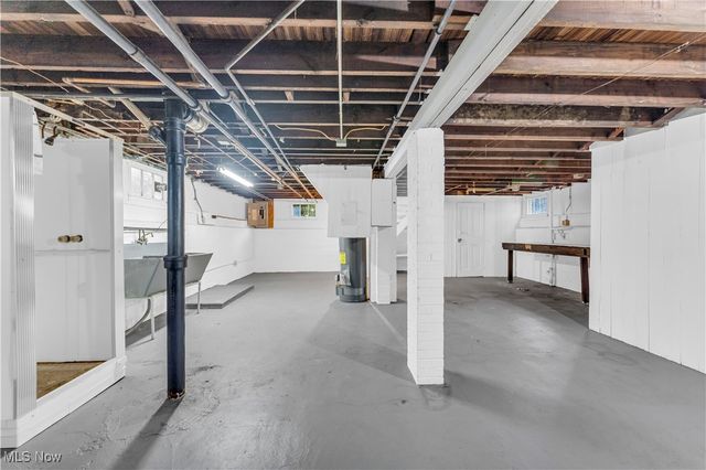 9435 Dorothy Avenue, Garfield Heights, OH 44125