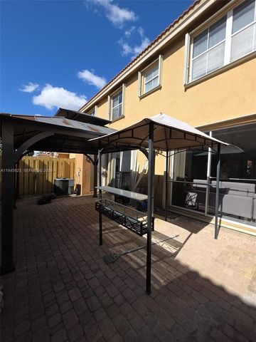 8544 NW 140th Ter 1003, Miami Lakes, FL 33016