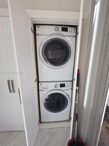 8544 NW 140th Ter 1003, Miami Lakes, FL 33016