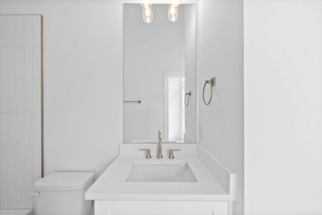 688 Anderson Ln, Madison, TN 37115