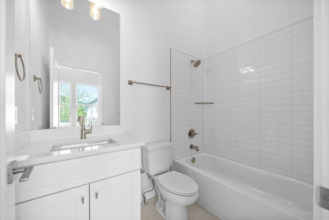 688 Anderson Ln, Madison, TN 37115