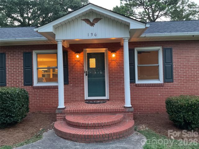136 Gum Branch Road, Charlotte, NC 28214
