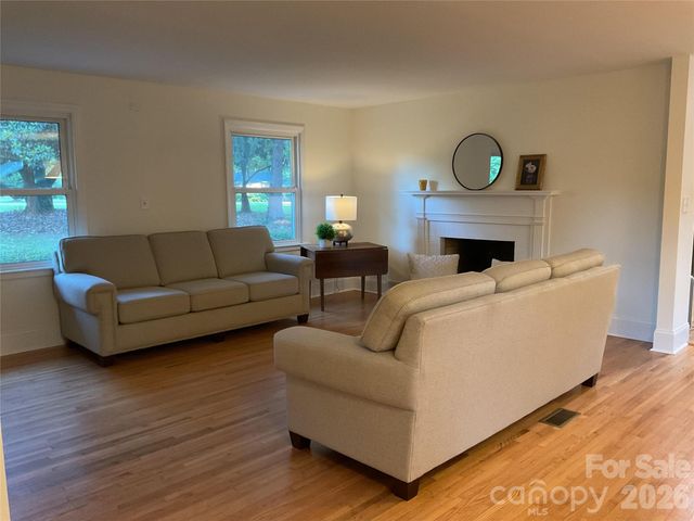 136 Gum Branch Road, Charlotte, NC 28214