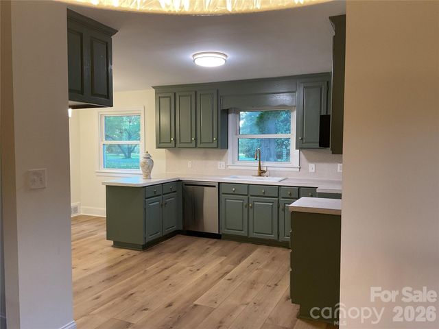 136 Gum Branch Road, Charlotte, NC 28214