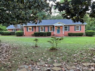 136 Gum Branch Road, Charlotte, NC 28214