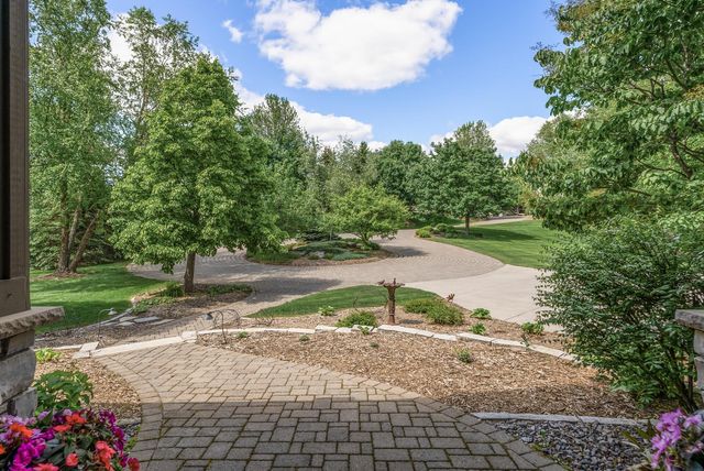 1595 River Shore Drive, Hastings, MN 55033