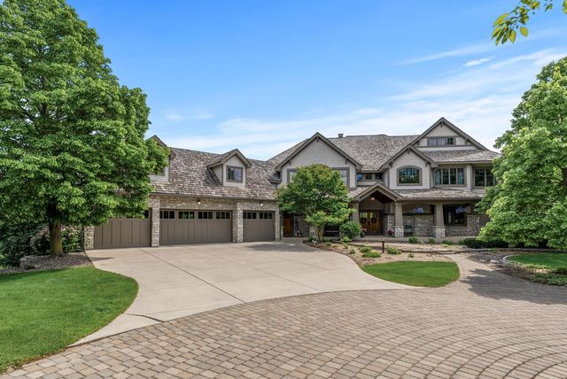 1595 River Shore Drive, Hastings, MN 55033