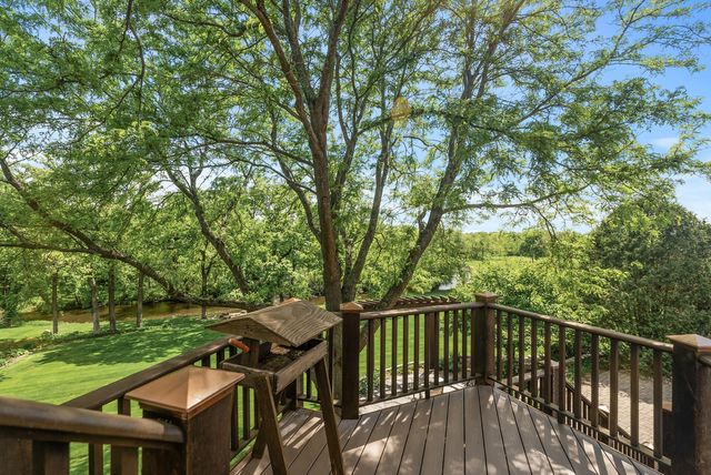 1595 River Shore Drive, Hastings, MN 55033