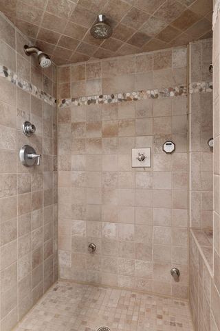 1595 River Shore Drive, Hastings, MN 55033