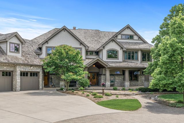 1595 River Shore Drive, Hastings, MN 55033