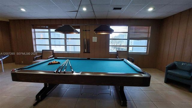 2750 NE 183rd St 1405, Aventura, FL 33160