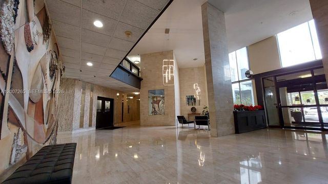 2750 NE 183rd St 1405, Aventura, FL 33160