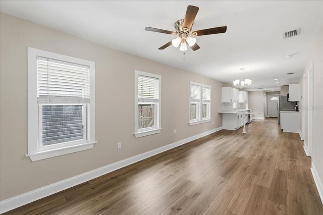 320 W HANCOCK STREET, Lakeland, FL 33803