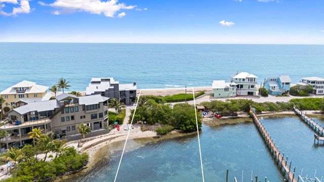 918 SE Macarthur Boulevard, Stuart, FL 34996
