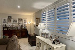 11960 NE 19th Dr 15, North Miami, FL 33181