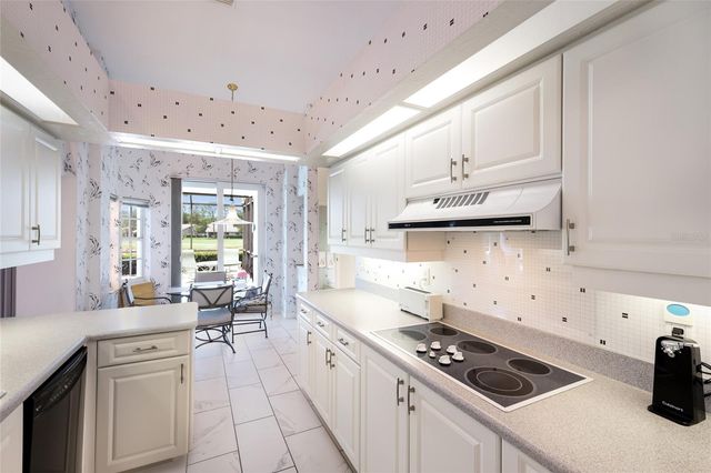 2893 SANDRINGHAM PLACE, Sarasota, FL 34235