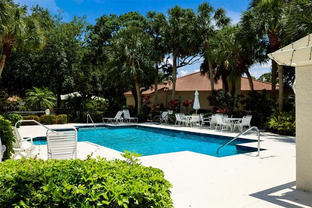 2893 SANDRINGHAM PLACE, Sarasota, FL 34235