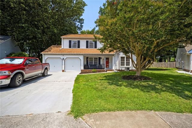 11 Pin Oak CT, Hampton, VA 23666