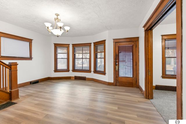 1537 Washington Street, Lincoln, NE 68502