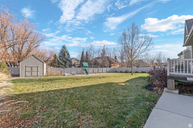 186 N MOUNTAIN VISTAS RD, Kaysville, UT 84037