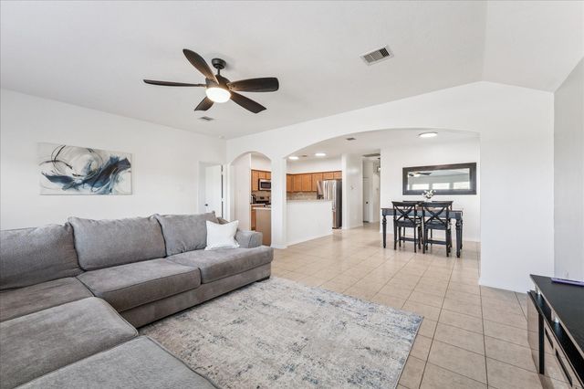 4527 Monarch Blue Lane, Fresno, TX 77545