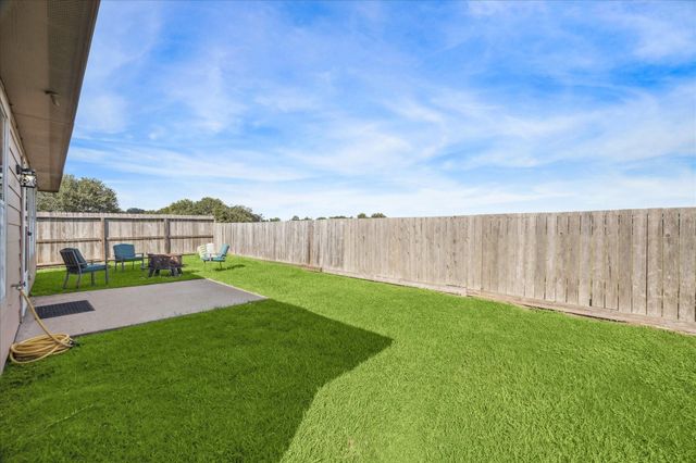 4527 Monarch Blue Lane, Fresno, TX 77545