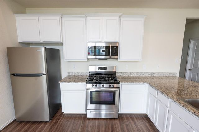 216 N Lynx Trail, Montgomery, TX 77316