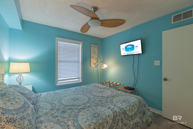 1129 W Beach Boulevard 206, Gulf Shores, AL 36542