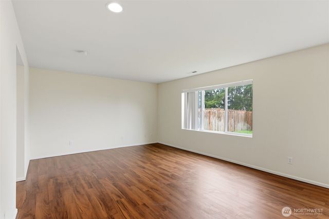 4244 E Roosevelt Avenue, Tacoma, WA 98404