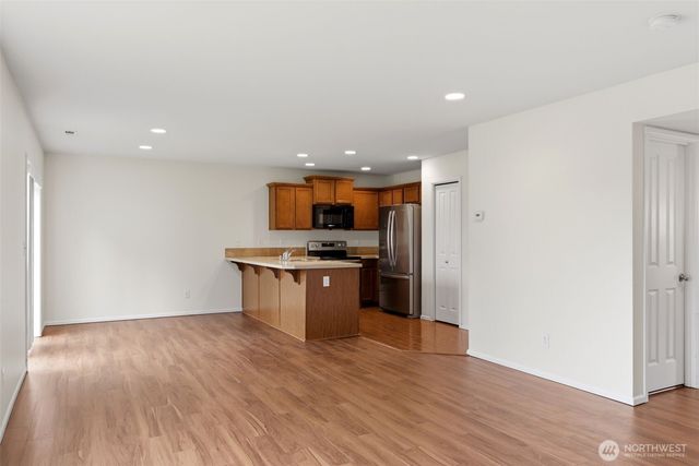 4244 E Roosevelt Avenue, Tacoma, WA 98404