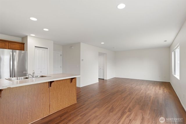 4244 E Roosevelt Avenue, Tacoma, WA 98404