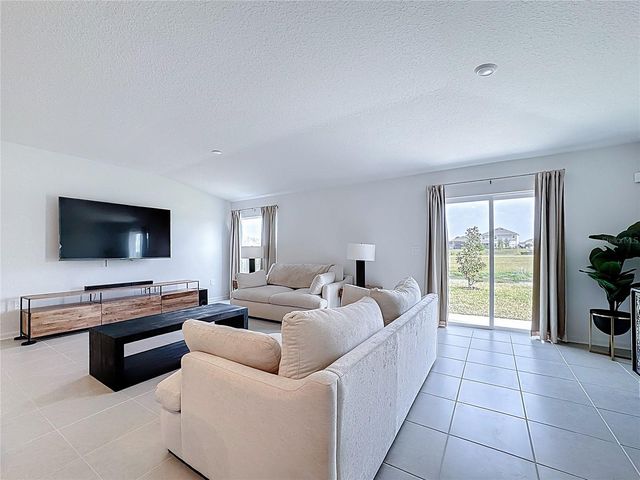 5023 BARNET DRIVE, Davenport, FL 33837