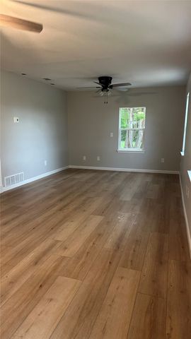 901 N Blanche Street, Terrell, TX 75160