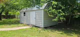 901 N Blanche Street, Terrell, TX 75160