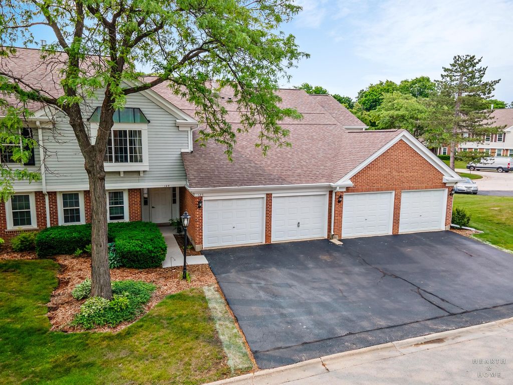 125 Rob Roy Lane C, Prospect Heights, IL 60070